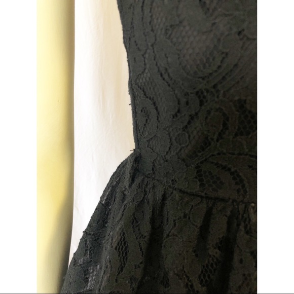 Sans Souci Medium Strapless Black Lace Dress - Picture 5 of 8